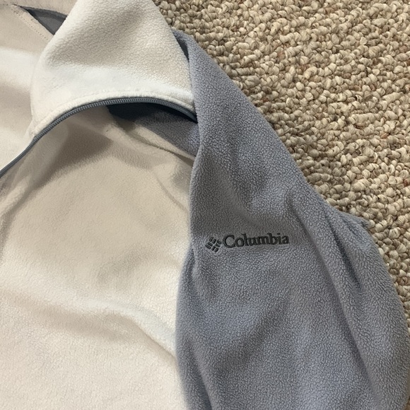 Columbia quarters up - Picture 3 of 4